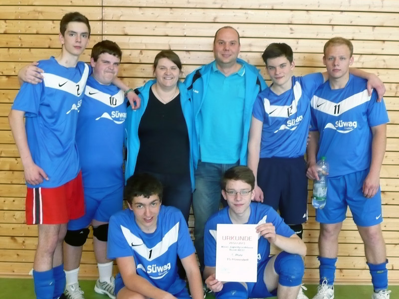 Die Meister-Crew 2013 - v.l.n.r.: Luis N., Philipp, Caro, Christoph, Chris, Sascha und vorne: Luis S. und Martin